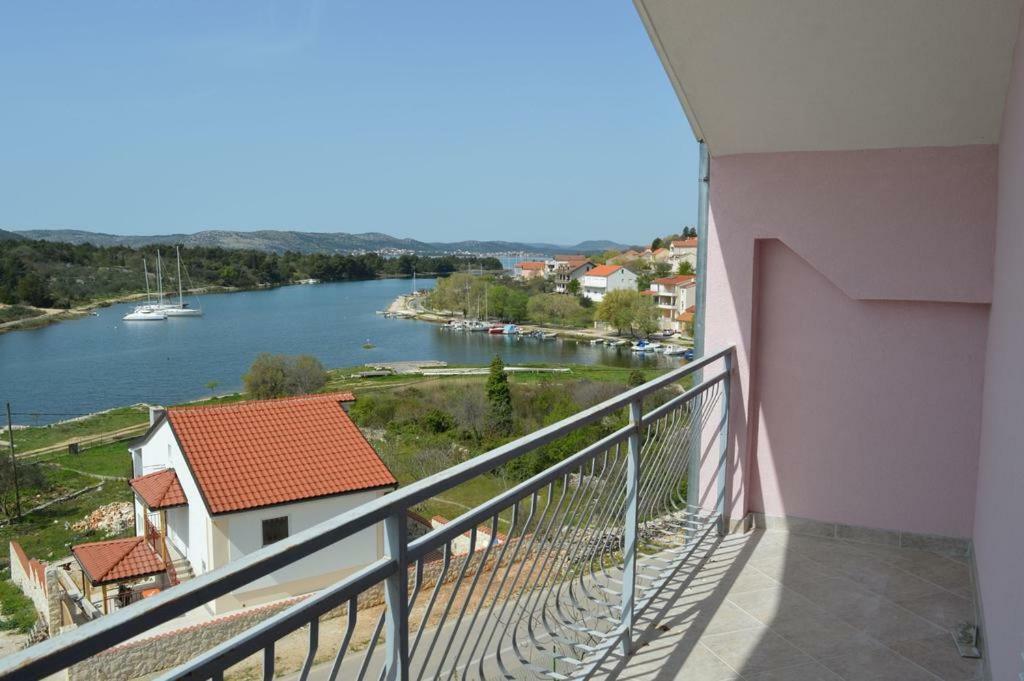 Apartmani Slavica Šibenik Extérieur photo